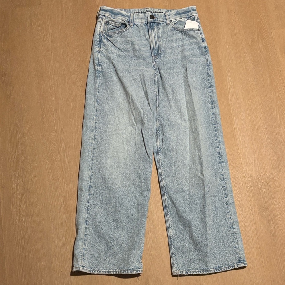 NWT American Eagle Strigid Curvy Super High Rise Baggy Straight Jean size 12